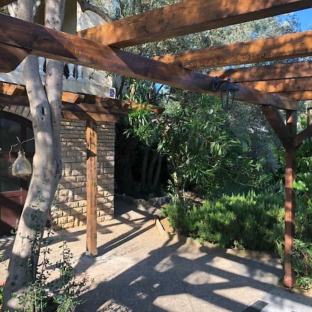 Guesthouse Vila Ruzmarin Ždrelac エクステリア 写真