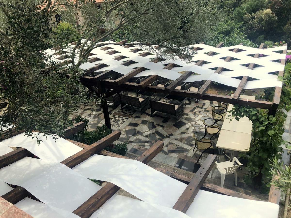 Guesthouse Vila Ruzmarin Ždrelac エクステリア 写真